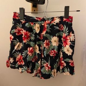Hollister Flowy Floral Shorts
